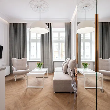 Native Starowislna 43 * Cracovia