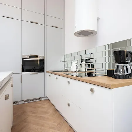 Native Starowislna 43 * Cracovia